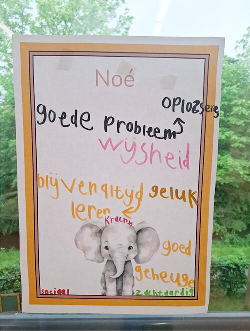 ingevulde dierenposter